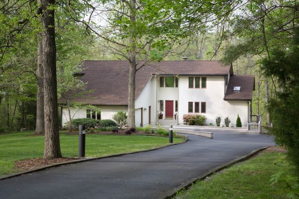 Cost of Blacktop Driveway Installation in Fallbrook